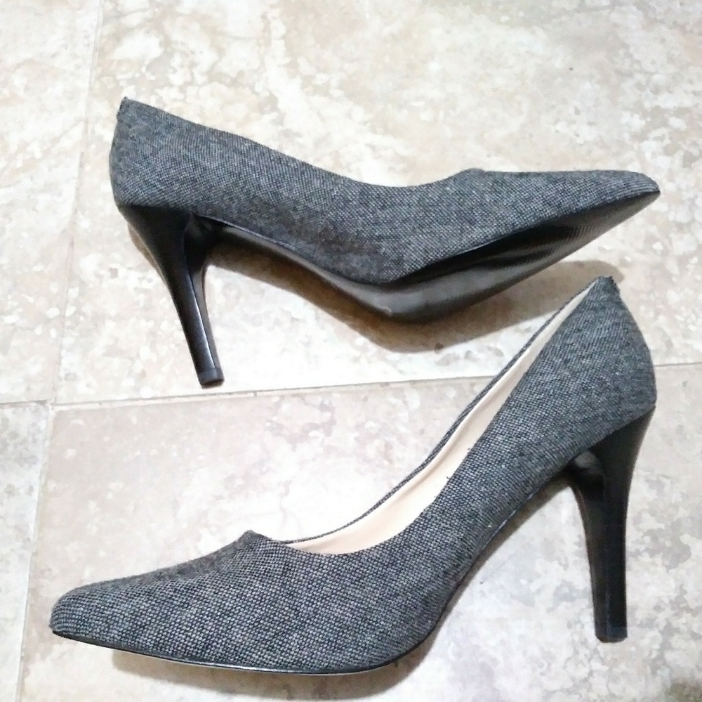 Nine West Gwendle2 Grey Linen Heels 9.5